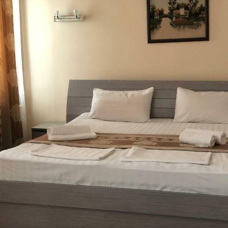Tourist Hotel Shymkent Bagian luar foto