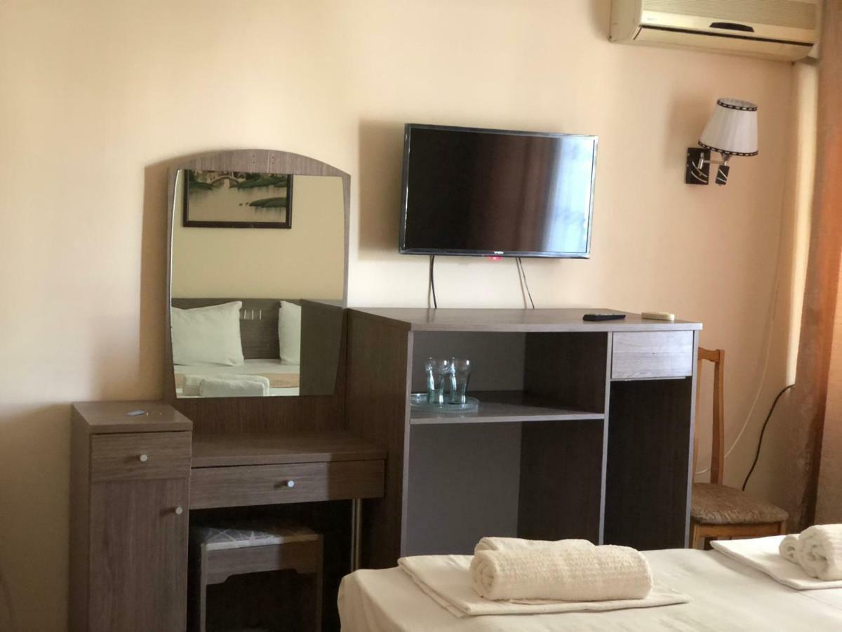 Tourist Hotel Shymkent Bagian luar foto